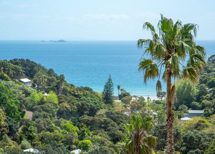  at AT/4 Bay Road, Palm Beach, Waiheke Island, Auckland