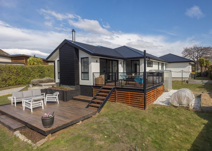  at 14 Moncrieff Place, Wanaka