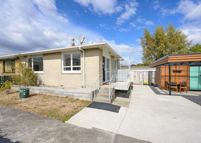  at 2/37 Fergusson Street, Stoke, Nelson