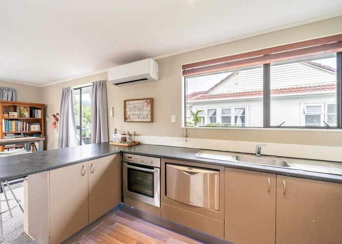  at 2/79 Molesworth Street, Taita, Lower Hutt, Wellington