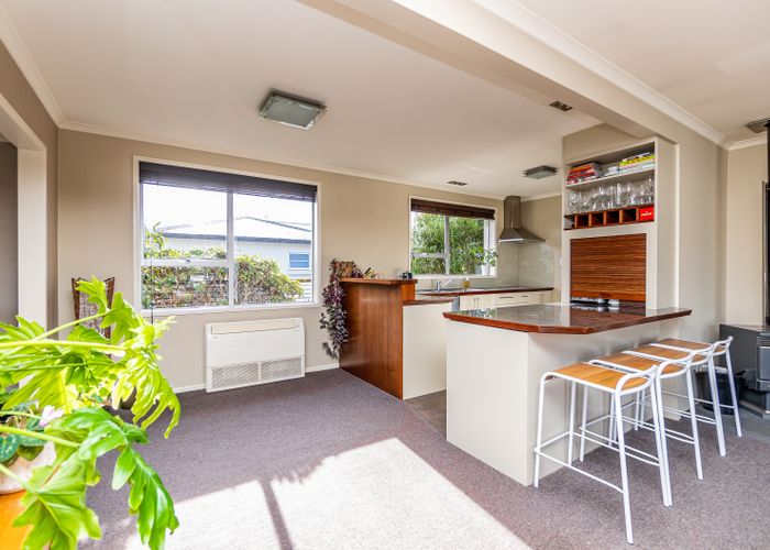 at 4 Oak Place, Gleniti, Timaru