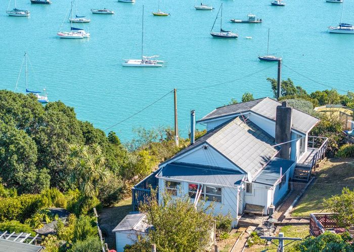  at 138 Wharf Road, Ostend, Waiheke Island
