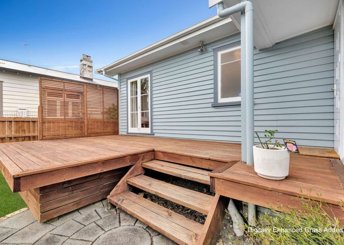  at 12 Matai Street, Maeroa, Hamilton