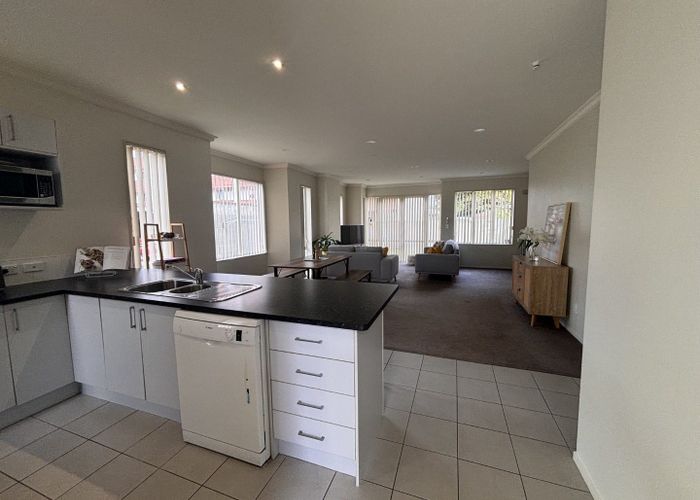  at 5A Esplanade Road, Mount Eden, Auckland City, Auckland