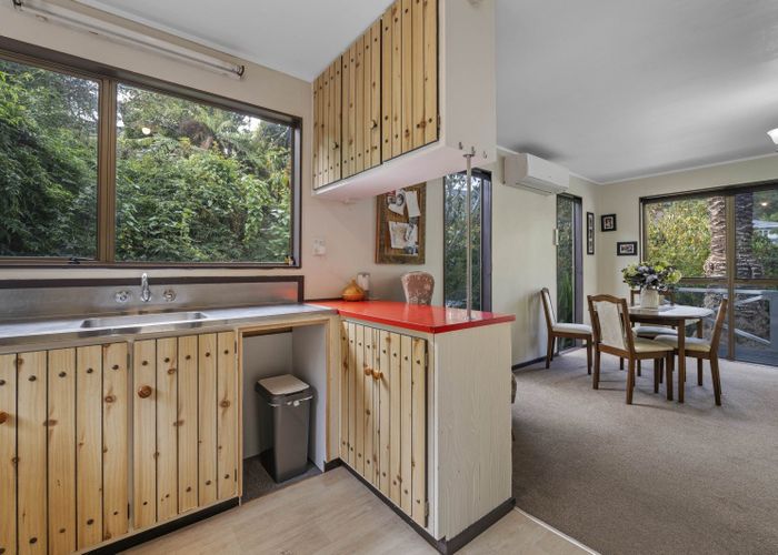  at 6B Spencer Place, Merrilands, New Plymouth, Taranaki