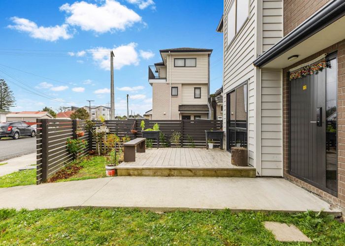  at 12/30 Calvert Avenue, Mangere East, Manukau City, Auckland