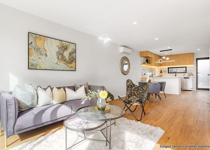  at 14 Middlesex Road, Waterview, Auckland City, Auckland