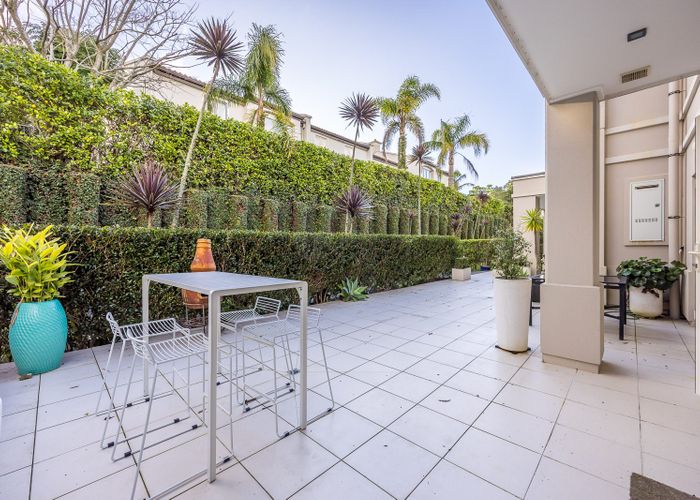  at 32F Point Ridge Avenue, Albany Heights, Rodney, Auckland