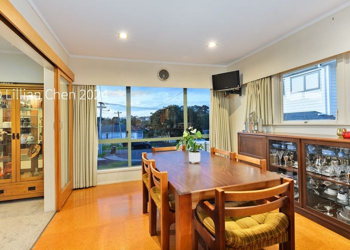  at 18 Gregory Place, Mount Roskill, Auckland