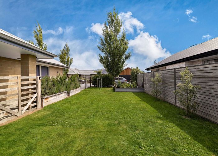  at 8 Coventry Crescent, Lower Shotover, Lower Shotover