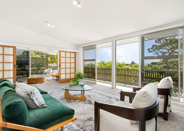  at 8 Pentre Terrace, Cashmere, Christchurch