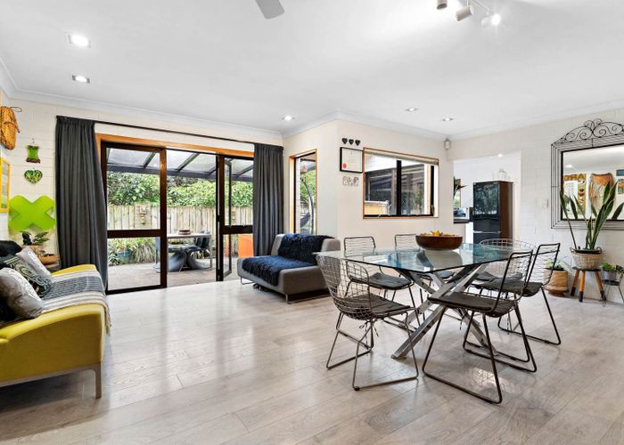  at 60 Grande Vue Road, Hill Park, Manukau City, Auckland