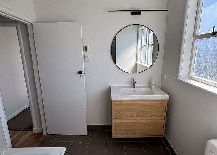  at 15 Pelham Avenue, Point Chevalier, Auckland City, Auckland