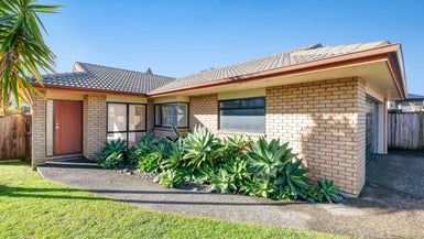  at 51 Walton Street, Red Beach, Red Beach