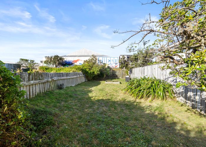  at 75 Apu Crescent, Lyall Bay, Wellington, Wellington