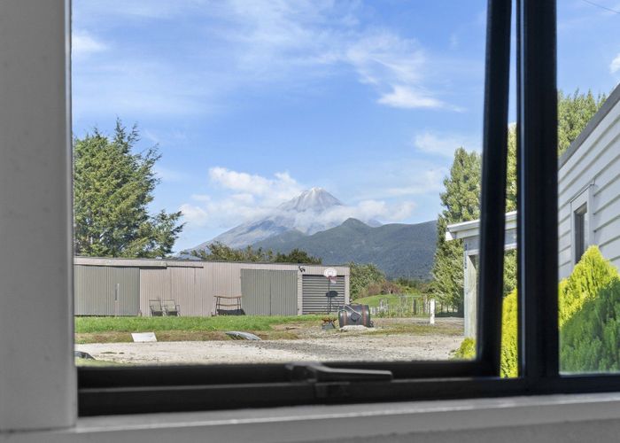  at 1382 Carrington Road, Hurworth, New Plymouth, Taranaki