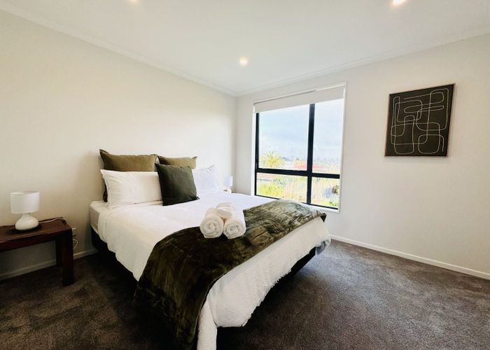  at 2/31 Normandy Place, Henderson, Auckland