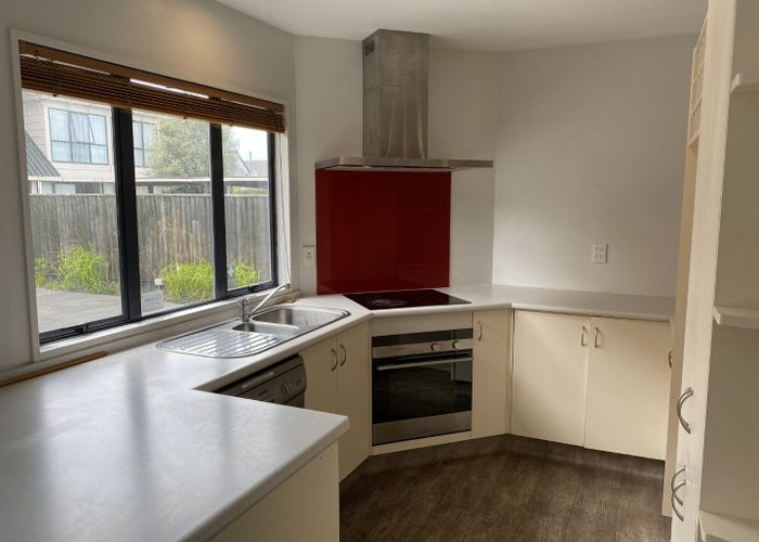  at 2/90 Picton Avenue , Riccarton, Christchurch City, Canterbury