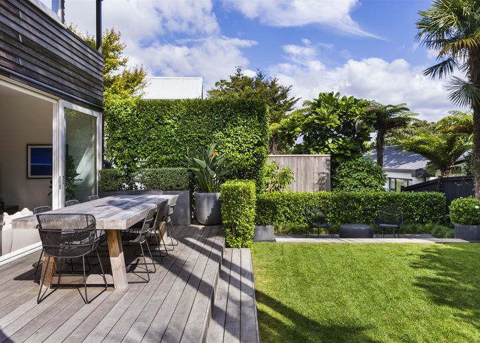  at 2/251 Jervois Road, Herne Bay, Auckland