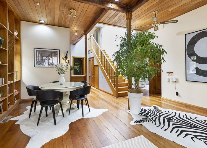  at 3 Glen Road, Kelburn, Wellington