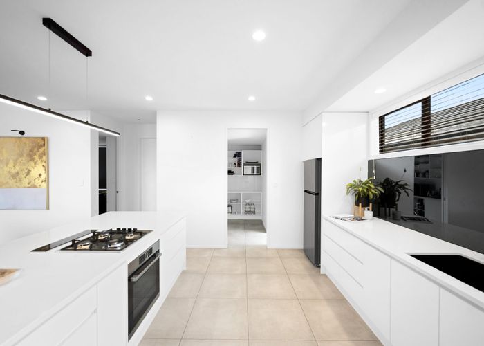  at 27 Helen June Avenue, Flagstaff, Hamilton