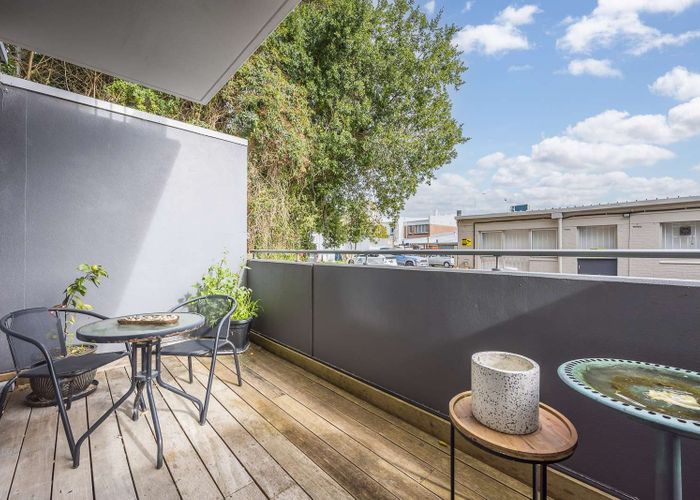  at 3 Keystone Avenue, Mount Roskill, Auckland City, Auckland