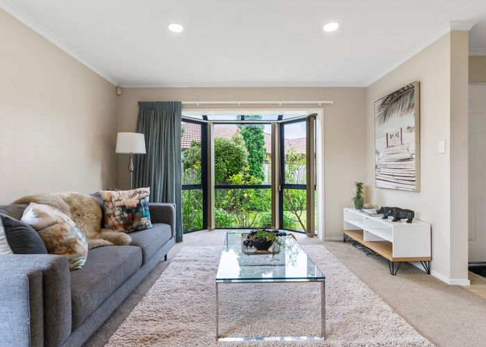  at 44 Blackwood Drive, Wattle Downs, Manukau City, Auckland