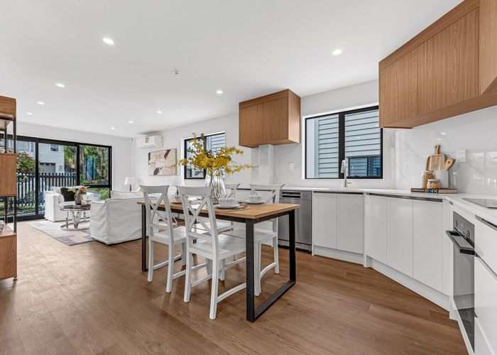  at Lot 2/31 Sheridan Drive, New Lynn, Waitakere City, Auckland