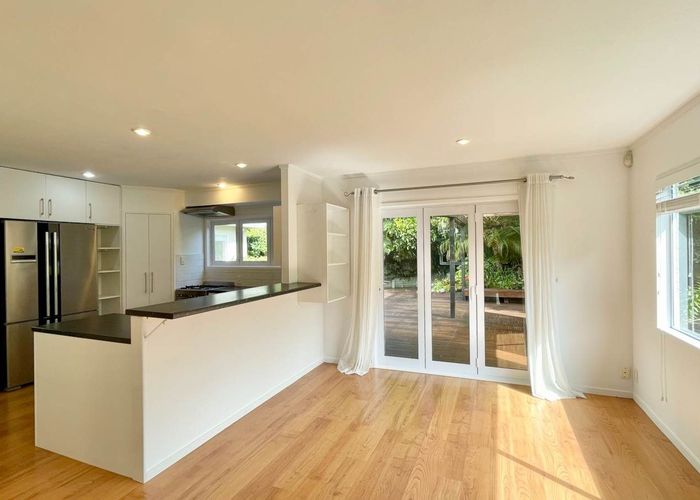  at 20 Penguin Drive, Murrays Bay, Auckland