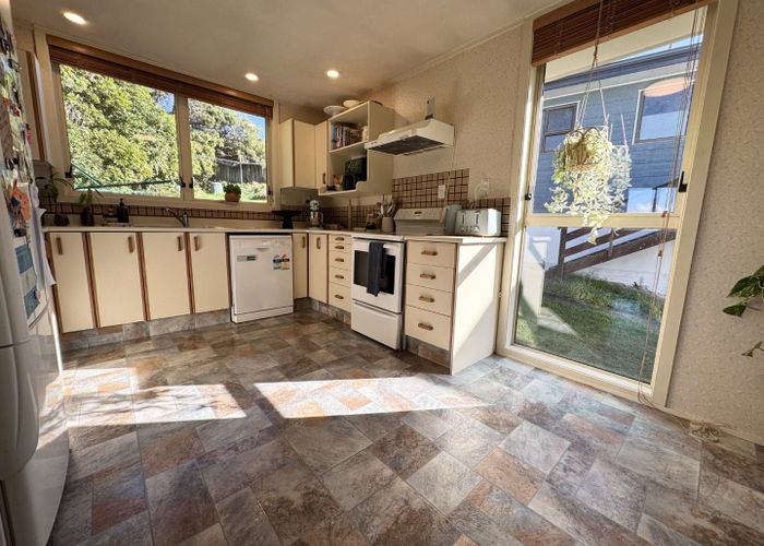  at 27 Viewmont Drive, Harbour View, Lower Hutt, Wellington