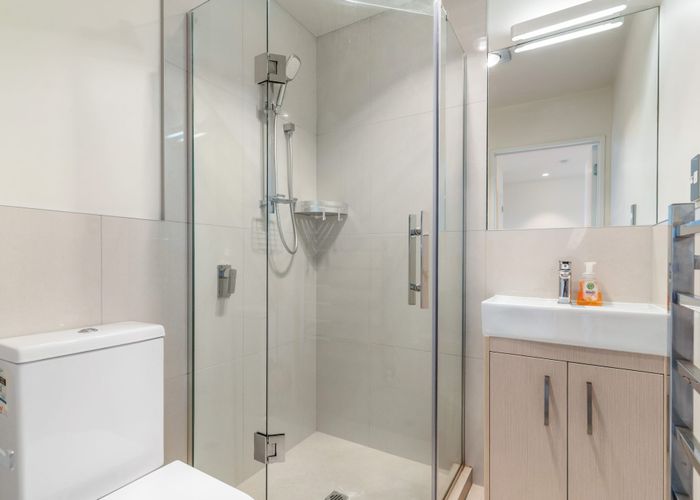  at 73 Bordeaux Parade, Te Atatu South, Waitakere City, Auckland