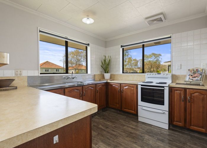  at 2 Webb Street, Terrace End, Palmerston North