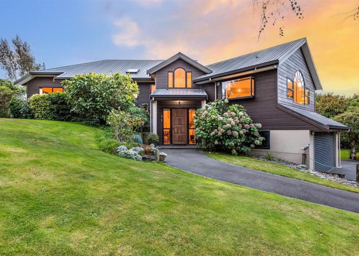  at 85 Joseph Banks Drive, Whitby, Porirua