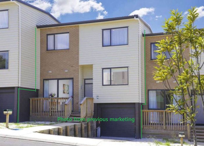  at 10/2 Swan Hill Drive, Glen Eden, Waitakere City, Auckland