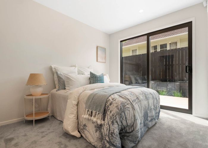  at 95B, 95C & Kervil Avenue, Te Atatu Peninsula, Waitakere City, Auckland