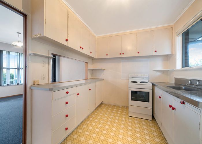  at 3/77 Royal View Road, Te Atatu South, Waitakere City, Auckland