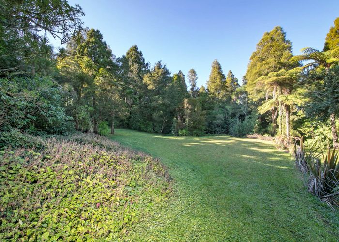  at 22 Bush Road, Waiatarua, Auckland
