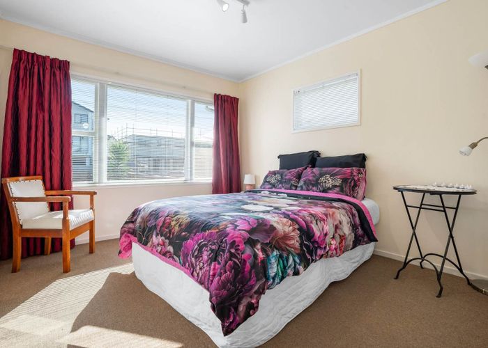  at 9/27 Nikau Street, New Lynn, Waitakere City, Auckland