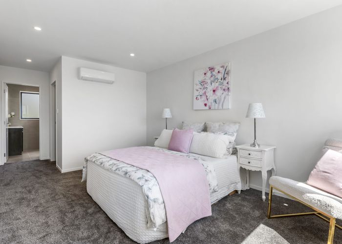  at LOT 2/4 Bruce Road, Glenfield, North Shore City, Auckland