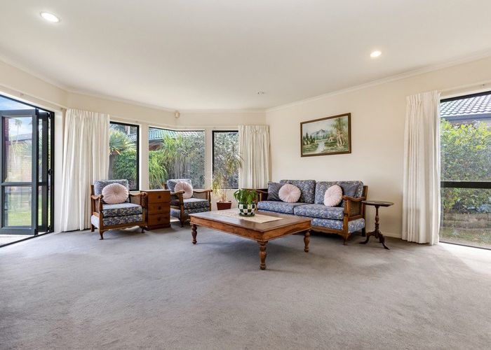  at 37 Stewart Gibson Place, Manurewa, Manukau City, Auckland