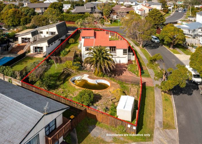  at 1 Newport Place, Forrest Hill, North Shore City, Auckland