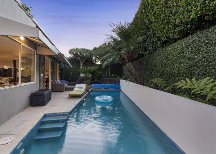  at 27A Peter Terrace, Castor Bay, North Shore City, Auckland