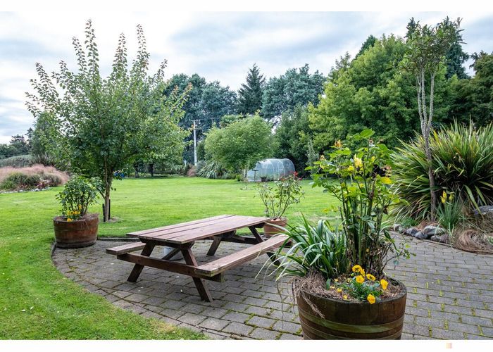  at 33 Burdon Road, Woodbury, Geraldine