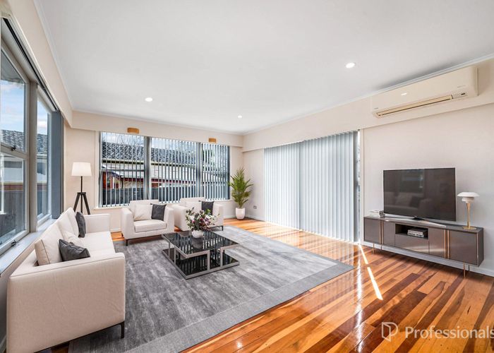  at 17 Kohinoor Avenue, Mangere, Manukau City, Auckland