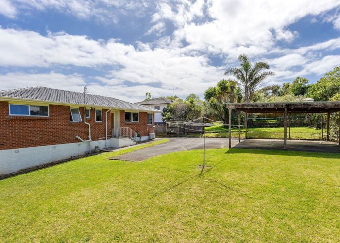  at 36  Powrie Street, Glenfield, North Shore City, Auckland