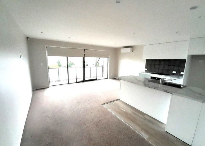 For rent 1 / 1012 St Stephens Ave, Tuakau, Franklin, Auckland