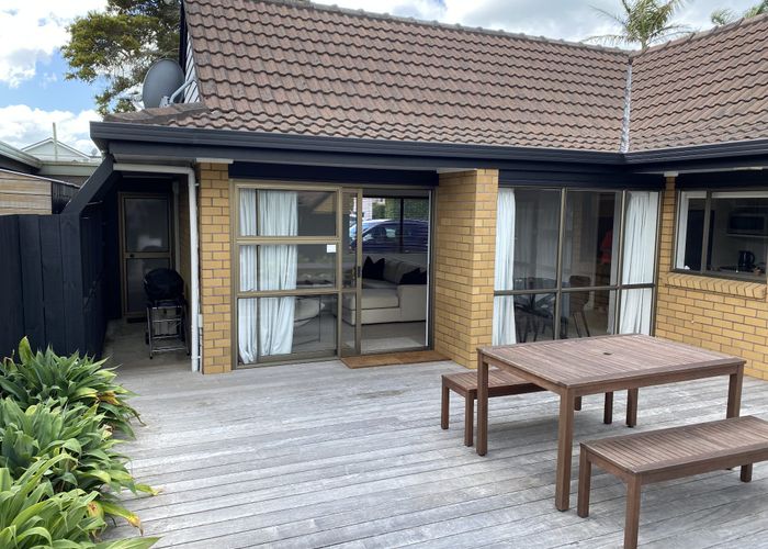  at 2/26 Kitchener Road, Takapuna, North Shore City, Auckland