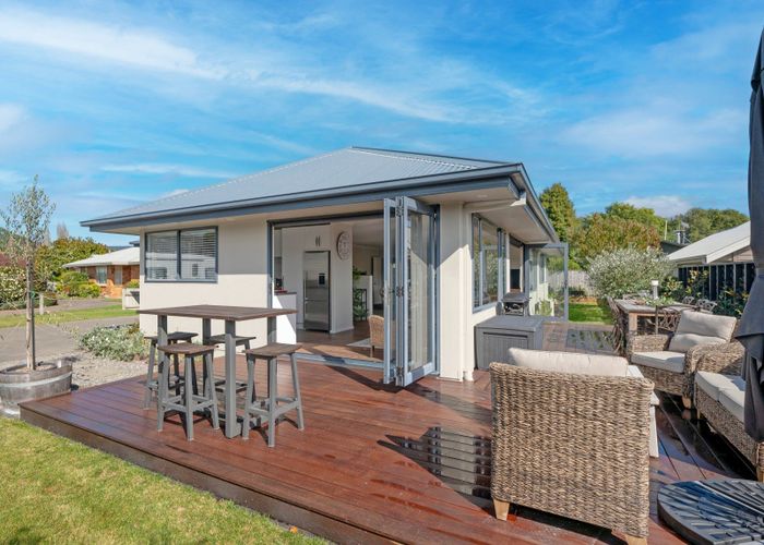  at 14 Lakemere Way, Kinloch, Taupo, Waikato