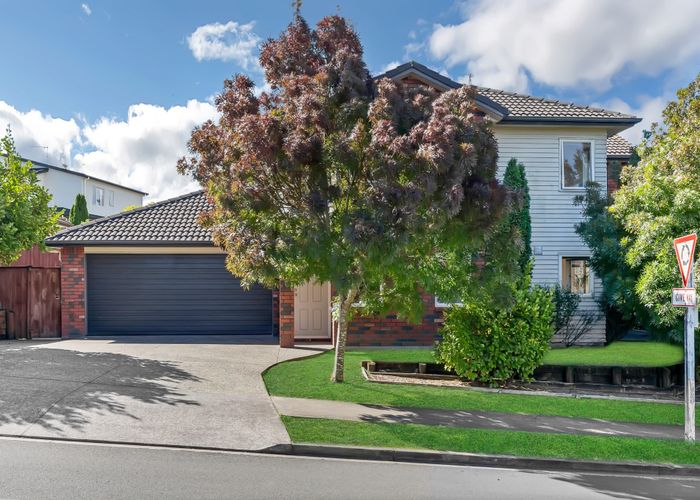  at 1 Gibbston Crescent, Flat Bush, Auckland