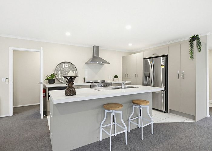  at 3 Nelson Avenue, Aotea, Porirua, Wellington